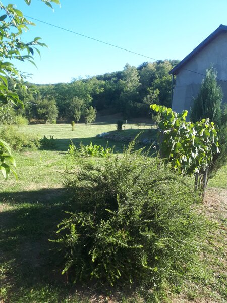 Doar schimb, casa la semi-munte cu apart. in Bucuresti, Arges, 2.5 ore